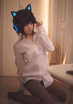 中字hd有夫之妇与快递员
