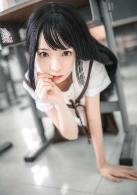 核子航母遇险记