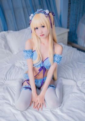 善良美丽女邻居